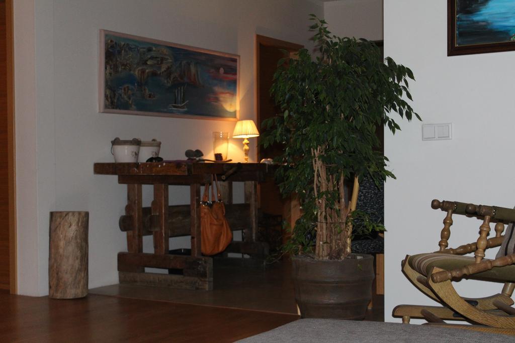 Great View Guesthouse - Jodisartun 4 Eyjafjaroarsveit ภายนอก รูปภาพ