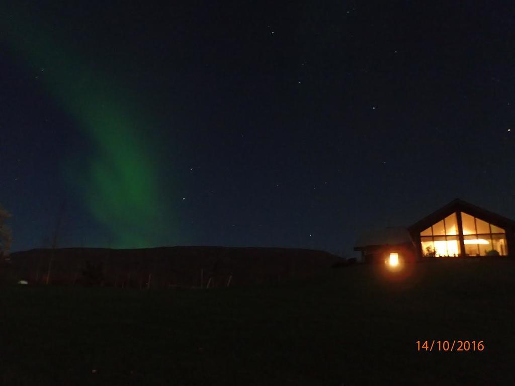 Great View Guesthouse - Jodisartun 4 Eyjafjaroarsveit ภายนอก รูปภาพ