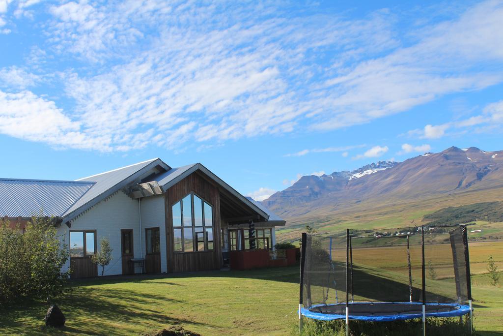 Great View Guesthouse - Jodisartun 4 Eyjafjaroarsveit ภายนอก รูปภาพ